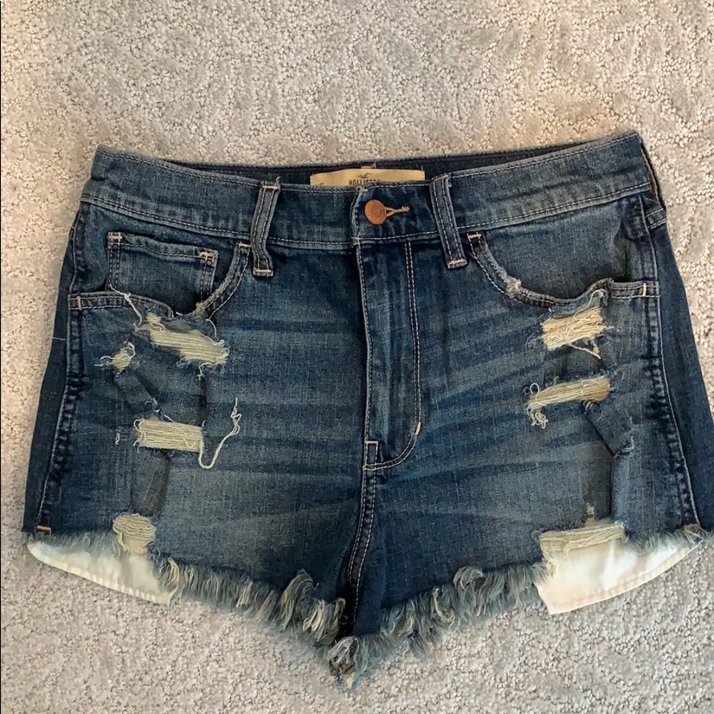Frayed jean shorts